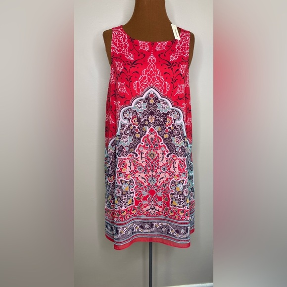 NWT Max Studio Red Scarf Print Sleeveless Shift Dress Size Medium - Picture 1 of 10